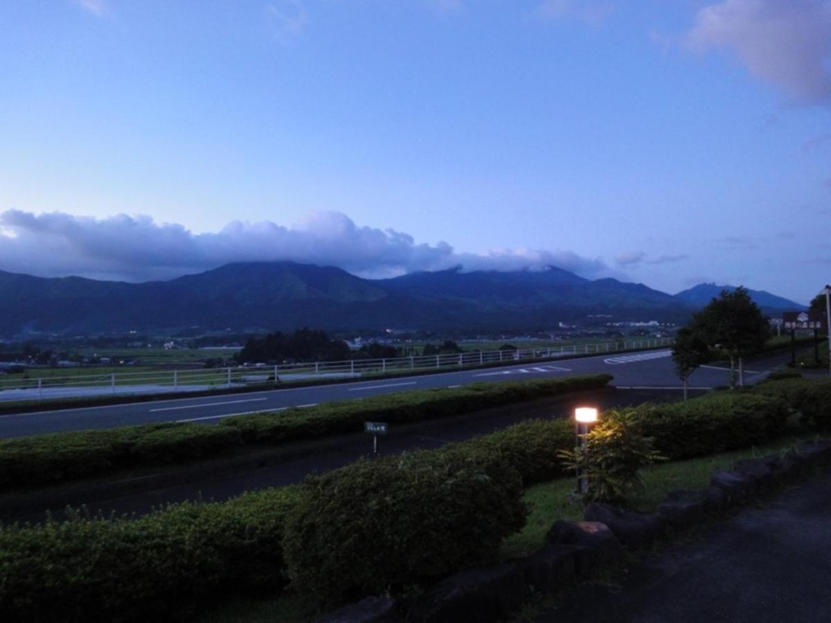 ชิกิโนะโมริ Hotel อะโซะ ภายนอก รูปภาพ